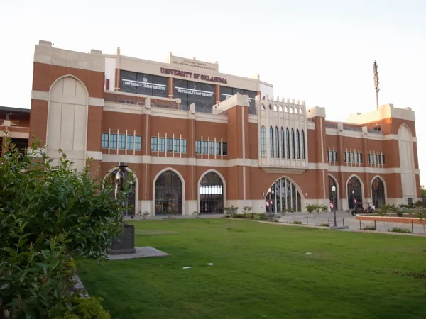 No. 1 Oklahoma finishes regular season by winning tri-meet, tightening postseason picture entering championships