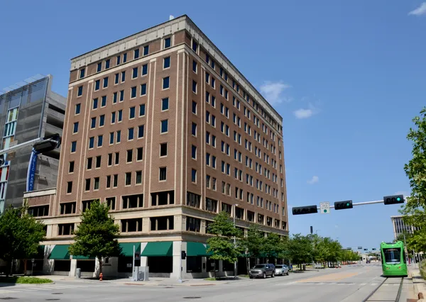 Streetcar Suspension and Major Downtown Lane Closures Begin Today