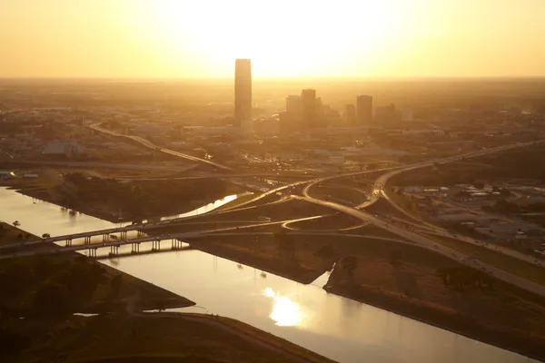 Brisk Morning, Golden Afternoon: Oklahoma City Shakes Off Early Week Storms